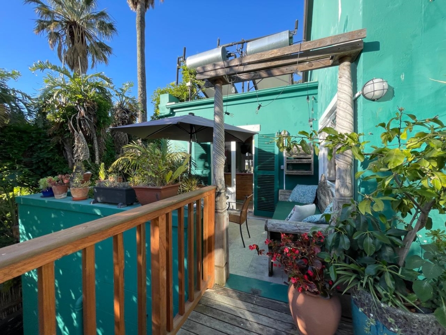 5 Bedroom Property for Sale in Gardens Western Cape